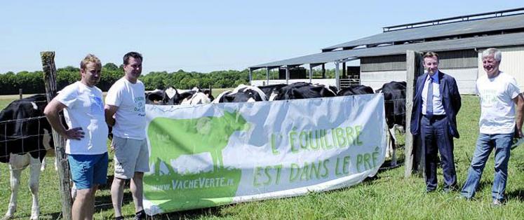 Une soixantaine de banderoles «L’équilibre est dans le pré» vont border les routes de la Somme.