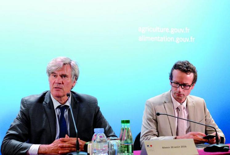 Stéphane Le Foll, ministre de l’Agriculture, a présenté les mesures nationales de régulation de la production laitière, 
le 30 août dernier.