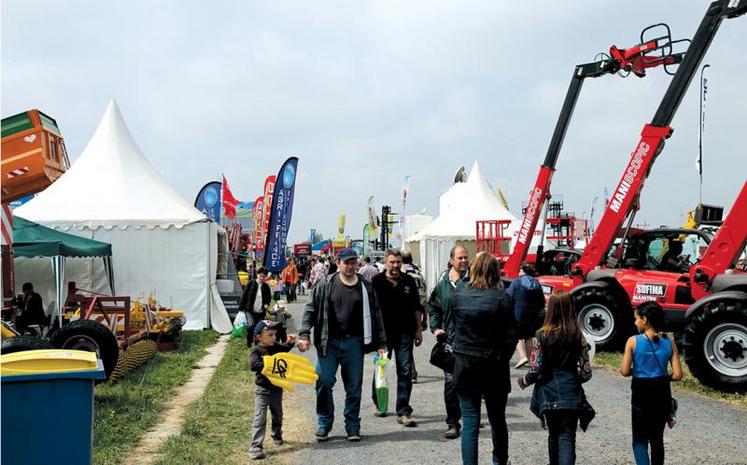 Terres en fête est un lieu de rencontre privilégié entre les agriculteurs 
et le grand public. Plus de 60 000 visiteurs sont attendus dans les allées du salon.