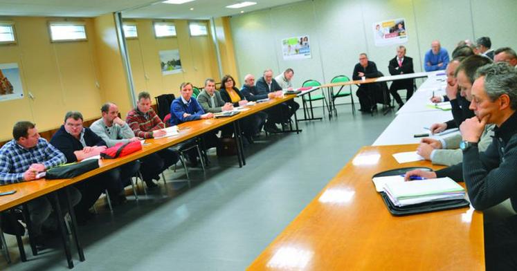 Près de quarante producteurs et transformateurs étaient réunis à Amiens à l’invitation de la FRSEA et des JA du Nord-Pas-de-Calais-Picardie.