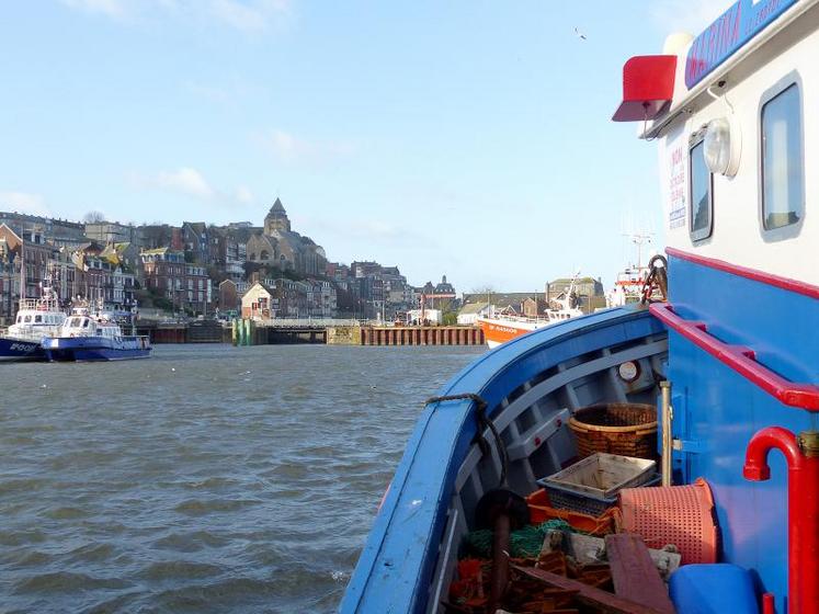 La raréfaction du poisson en Baie de Somme, certifié par une récente étude, est l’une des difficiles conditions auxquelles sont soumis les pêcheurs locaux. 