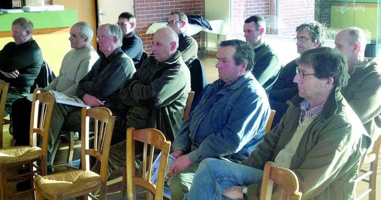 Les participants à l'assemblée cantonale de Nouvion.