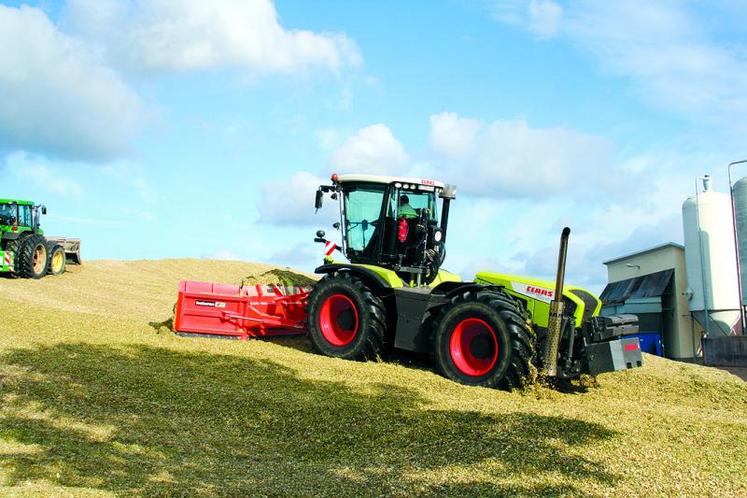 Ensilage de maïs pour la production de biogaz. Après avoir fortement encouragé cette production, l'Allemagne vient d'en réduire les avantages.