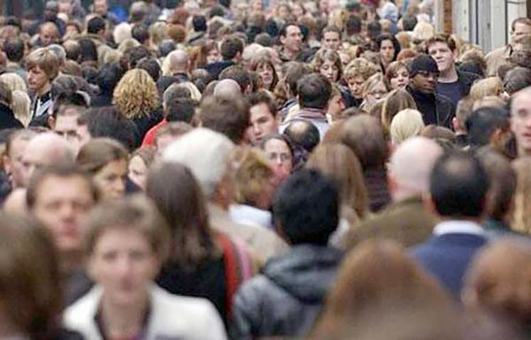 Avec plus de 6 millions d’habitants recensés au 1er janvier 2016, les Hauts-de-France sont la troisième région française 
la plus peuplée.