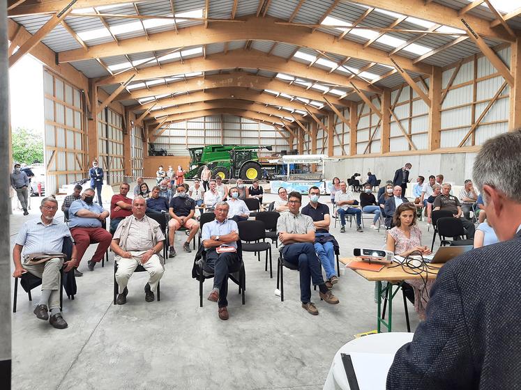 La FDSEA mise sur une amélioration des conditions sanitaires dans  les prochaines semaines pour organiser les assemblées générales de ses SEA, avant une assemblée départementale, mi-juin.