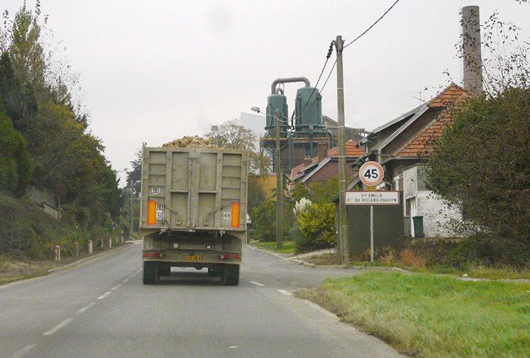 Les premières livraisons de betteraves sur le site Cristal Union de Sainte-Émilie ont débuté en milieu de semaine.