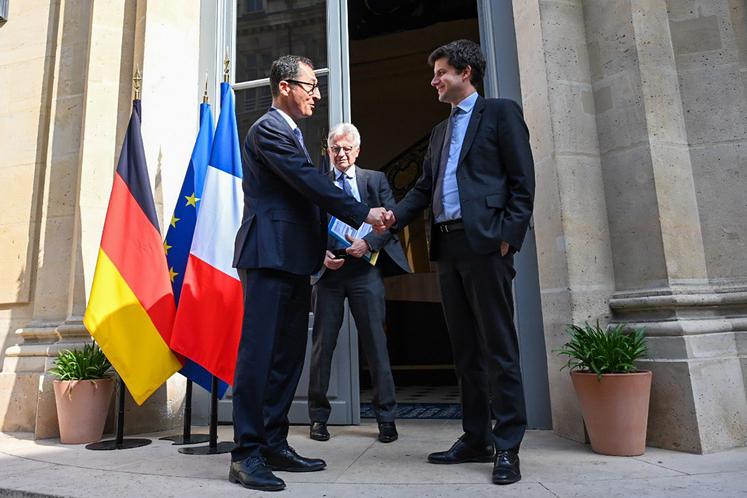 Le ministre français de l’Agriculture, Julien Denormandie recevait le 28 mars dernier son homologue allemand  pour un échange sur les conséquences en matière d’agriculture de la guerre en Ukraine. 