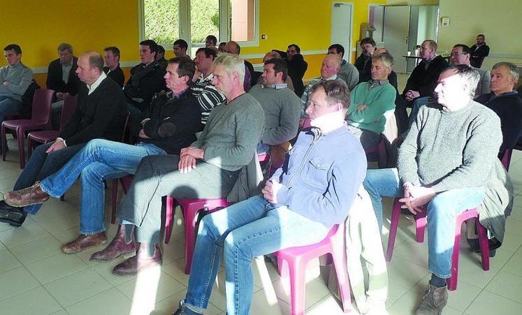 Une trentaine de producteurs s’est réunie pour l’assemblée générale d’Hornoy-le-Bourg. Débat et repas convivial ont permis de resserrer les liens du canton.