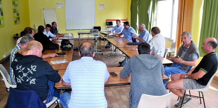 Les participants à la réunion de la coopérative féculière à Grandvilliers ont confirmé leurs intérêts pour la pomme de terre.