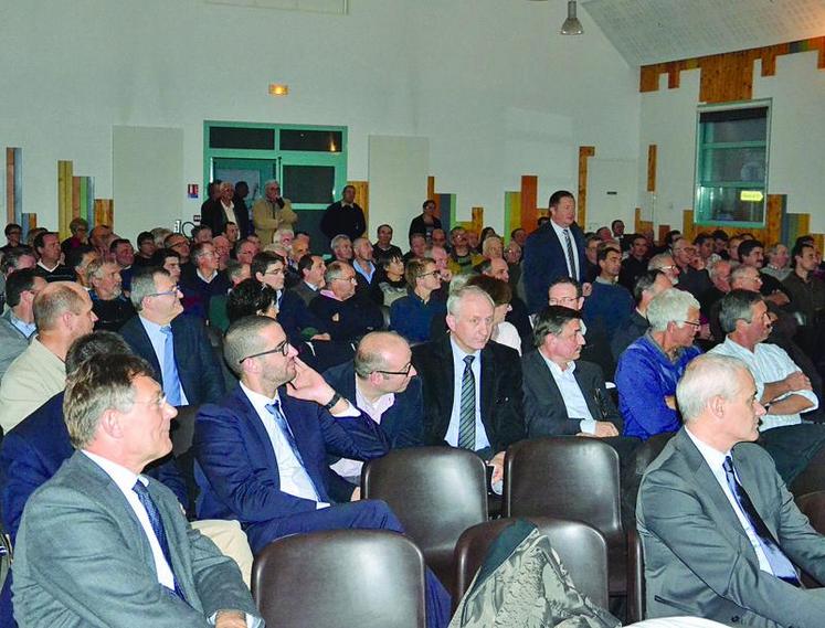 200 adhérents s’étaient déplacés à Rosières le 9 décembre dernier, pour participer à l’assemblée générale de Sana Terra.