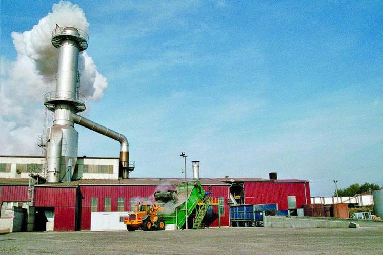 Le site d’Epenancourt se compose d’un atelier de déshydratation, d’une plate-forme et de deux silos de stockage d’une capacité totale de 22 000 tonnes.