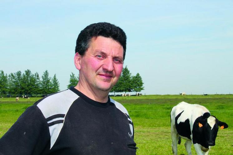 L’introduction du gène Sans Cornes répond à une demande de la part des éleveurs qui cherchent à supprimer l’astreinte de l’écornage et le stress généré par l’opération, cette dernière ayant un impact négatif sur la croissance de l’animal.