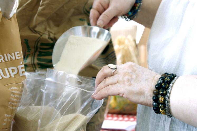 D’ici 2023, 20 % de la surface de vente des commerces de plus de 400 m² devront être consacrés à la vente en vrac dans le but de réduire les emballages. 