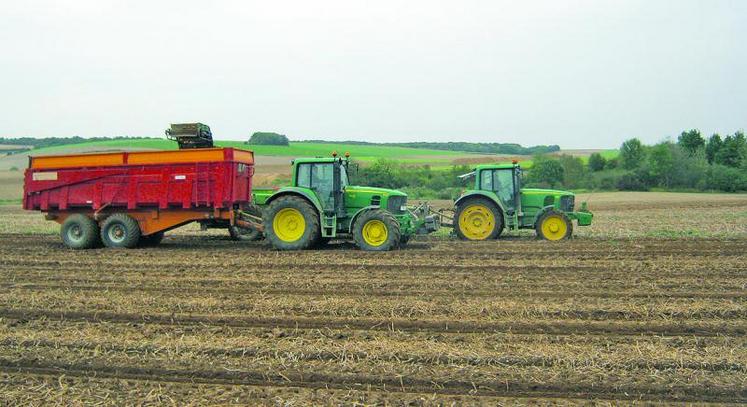 Les arrachages de pommes de terre ont débuté pour approvisionner la féculerie de Vecquemont  à partir du 14 septembre.