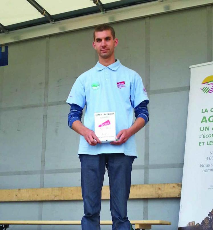 Le lauréat 2014 : Florian Balesdent installé à Ailly-le-Haut Clocher, en polyculture  et élevage laitier.