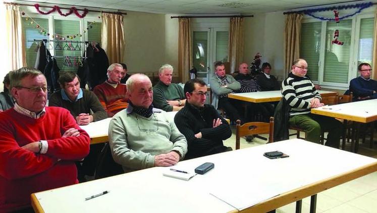 Les participants à l’assemblée d’Acheux.