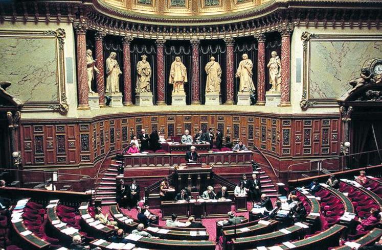 La proposition cosignée par 156 sénateurs arrivera en discussion
le 9 décembre prochain.