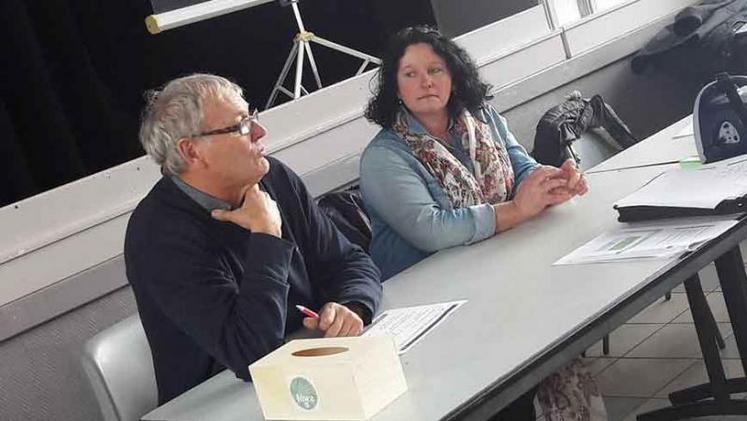 Odile Duval, présidente du SEA aux côtés d’Antoine Berthe, 
maire d’Ailly-le-Haut Clocher