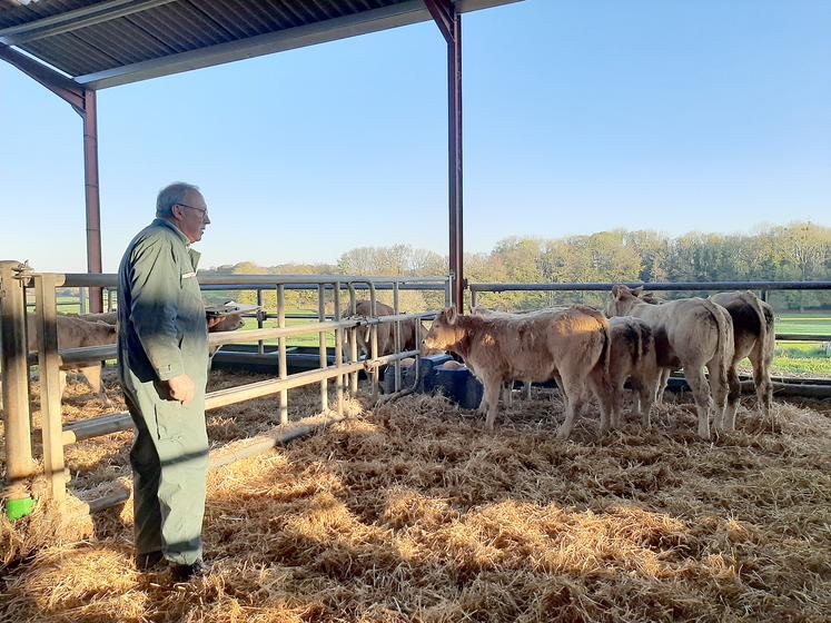 Le conseiller a pour rôle de collecter et enregistrer les performances en ferme, nécessaires à l’évaluation génétique officielle des animaux.