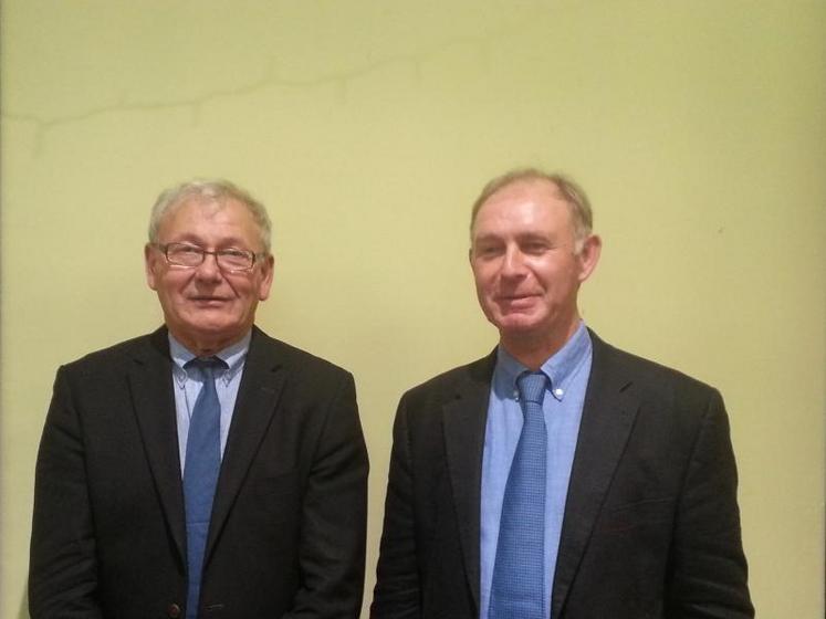 Pour le président de Calira, Antoine Berthe, et son directeur, Vincent Delaporte, la coopérative peut accueillir plus 
de production linière, mais à la condition d’avoir des lins de très bonne qualité.