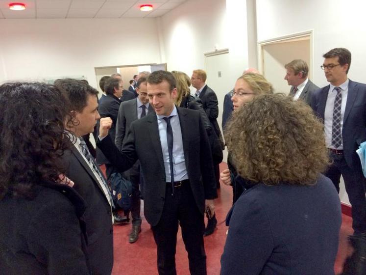 Françoise Crété et Laurent Degenne ont avancé trois sujets d’amélioration de la fiscalité en aparté avec le ministre de l’Economie, Emmanuel Macron.