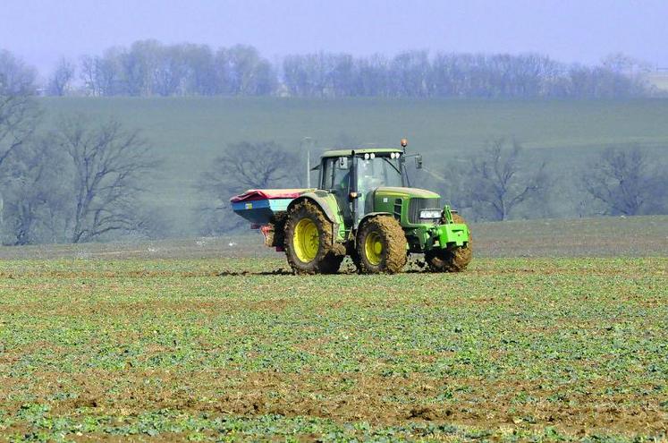 La nouvelle règle de décision prend  en  compte  la fourniture d’azote par les produits résiduaires organiques épandus sur la culture à l’automne.