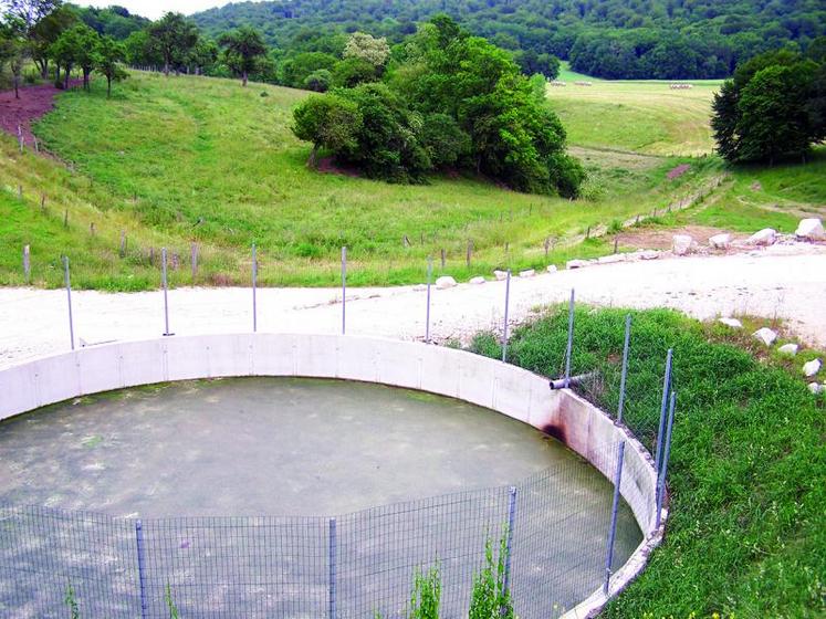 Les capacités de stockage deviennent forfaitaires selon les régions naturelles, le type d’élevage, le type d’effluent 
et le temps de présence dans les bâtiments.