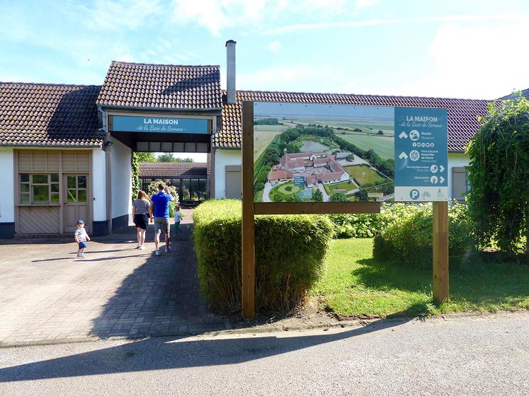 La nouvelle maison de la Baie de Somme propose «un voyage initiatique et ludique oscillant entre émerveillement, observation et éducation». 