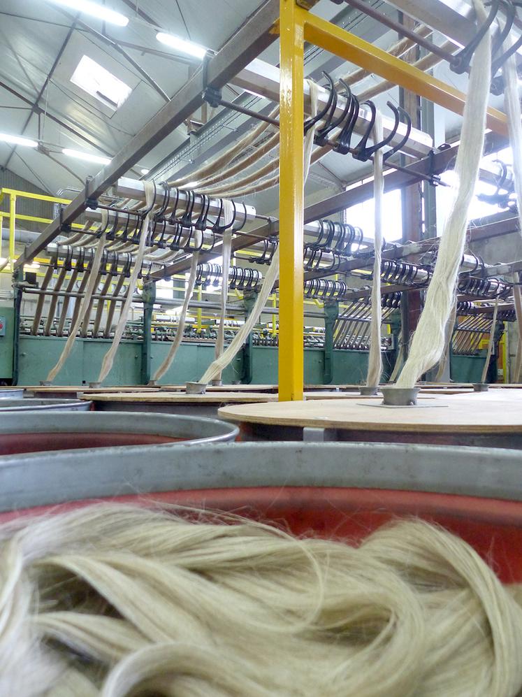 Relocaliser une filature a été possible pour NatUp car elle disposait déjà d’un site de peignage et de préparation de ruban à Saint-Martin-du-Tilleul (27). 