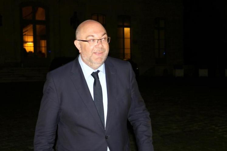 Stéphane Travert : «Il faut que tous les consommateurs aient accès au bio 
et que les agriculteurs y voient de nouveaux débouchés commerciaux»