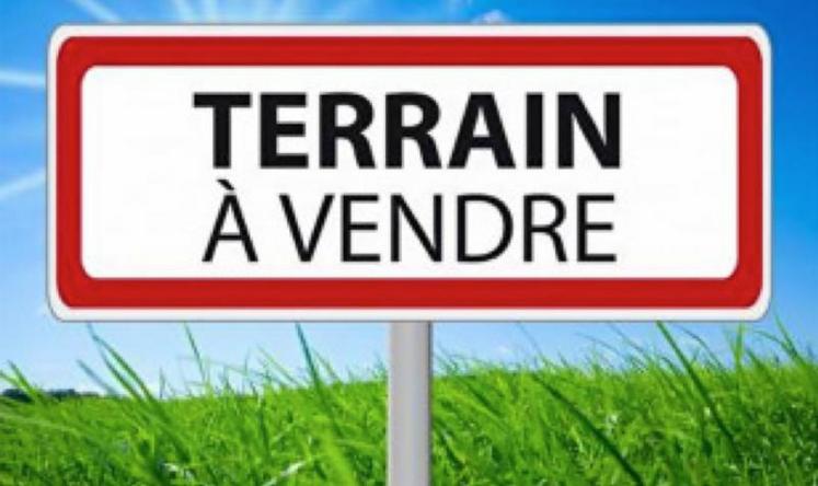 Les plus-values de ventes de terrains sont taxables au taux unique de 36,20 %.