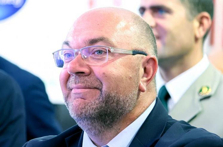 Avant même l’examen des premiers amendements le ministre de l’Agriculture, Stéphane Travert, a dû défendre son texte face à des sénateurs parfois sceptiques quant à l’utilité du texte.