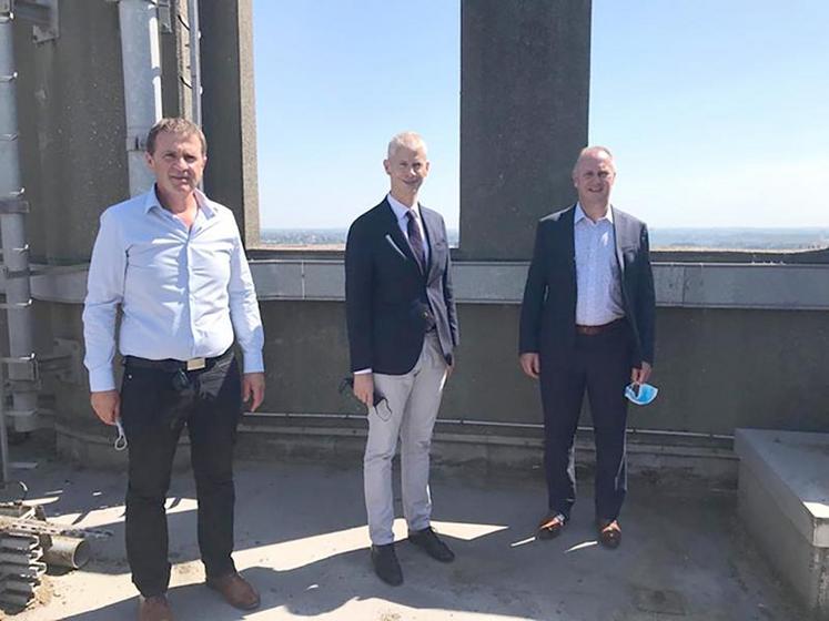 En visite dans le département du Nord, le ministre délégué au Commerce extérieur et de l’Attractivité, Franck Riester, est venu prendre le pouls de l’entreprise Nord Céréales, représentée par son président Laurent Bué et Joël Ratel, son directeur.
