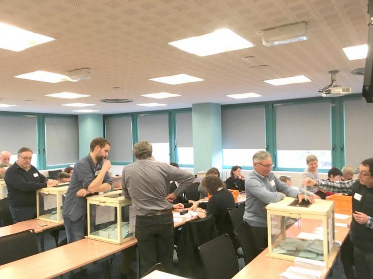 Environ un tiers des suffrages exprimés sur tous les collèges est issu du vote électronique ; une technique qui n’a pas pour autant raccourci significativement la durée des opérations de dépouillement.
