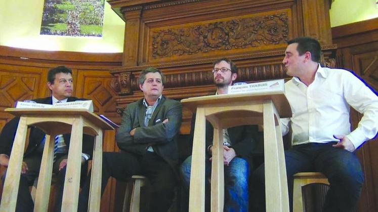 De gauche à droite : Xavier Beulin, Dominique Barrau, Gaël Gautier et François Thabuis.