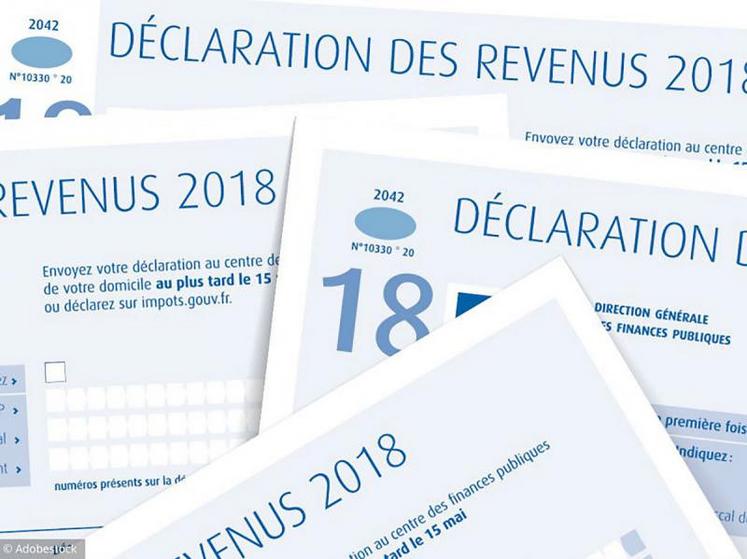 La déclaration de revenus s’opère sur papier avant le 16 mai et le 4 juin par Internet au plus tard selon les départements.