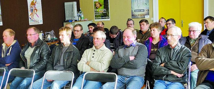 Une vingtaine d’agriculteurs, majoritairement éleveurs, ont pu échanger lors de l’assemblée générale du canton d’Oisemont.