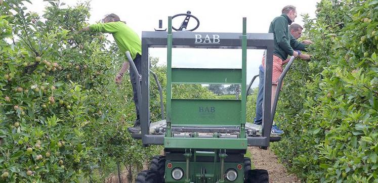 Bernard Nicolai a investi dans deux plateformes plus confortables que les échelles.