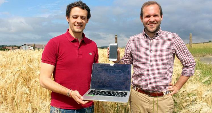 Baptiste Létocart et Thomas Camboulive ont créé le premier réseau social gratuit dédié aux agriculteurs.