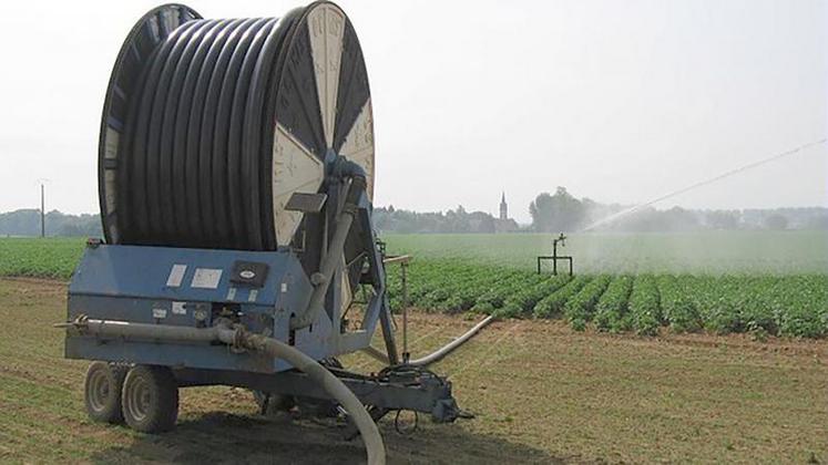 Le développement de certaines cultures nécessitant de l’irrigation impose désormais une réflexion approfondie 
sur la manière de gérer la disponibilité de l’eau.