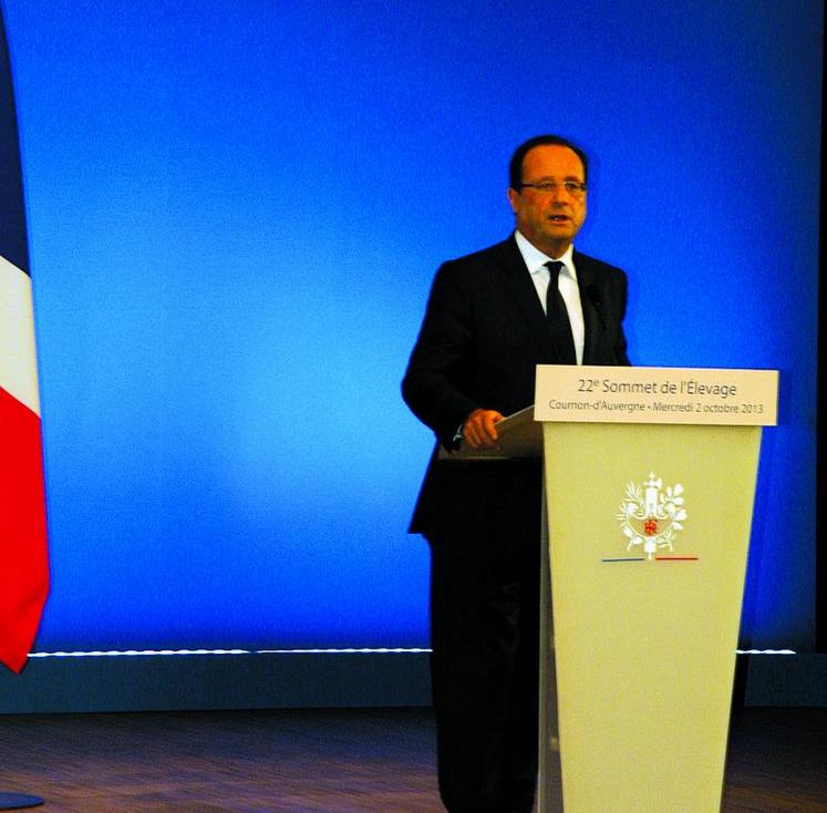 «Nous devons changer de critère mais aussi prendre le temps nécessaire pour ne pas bouleverser l’emploi, pour ne pas remettre en cause l’équilibre de certaines exploitations», a indiqué François Hollande, en évoquant les nouvelles modalités de répartition des aides.
