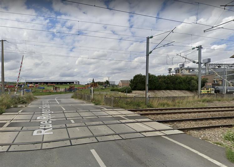 Les cinq passages à niveau de la Somme seront fermés par périodes, avec une tolérance du passage au niveau de Saleux  qui sera fermé entre 8h et 10h.