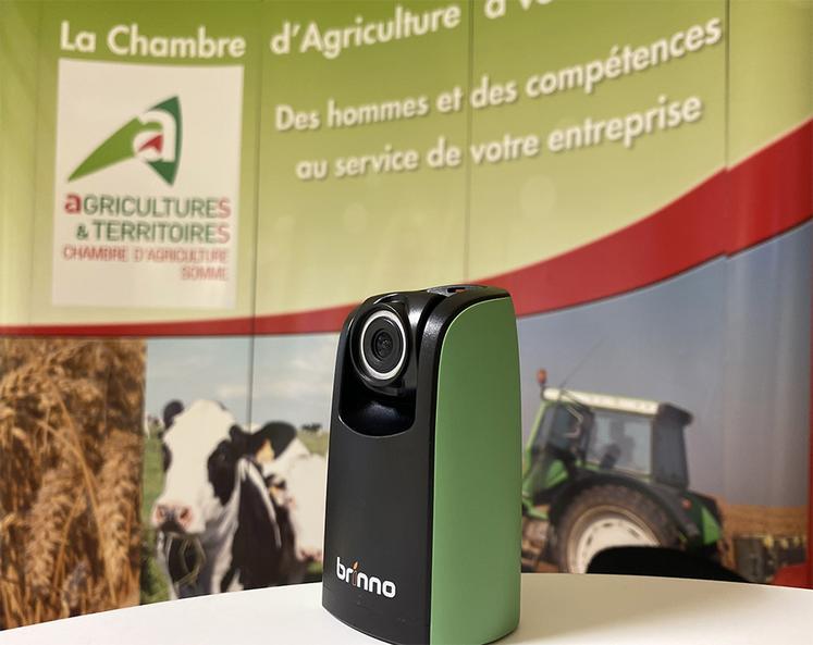 Simple d’utilisation, la caméra time-lapse apporte un nouveau regard  dans la relation éleveur-conseiller. 