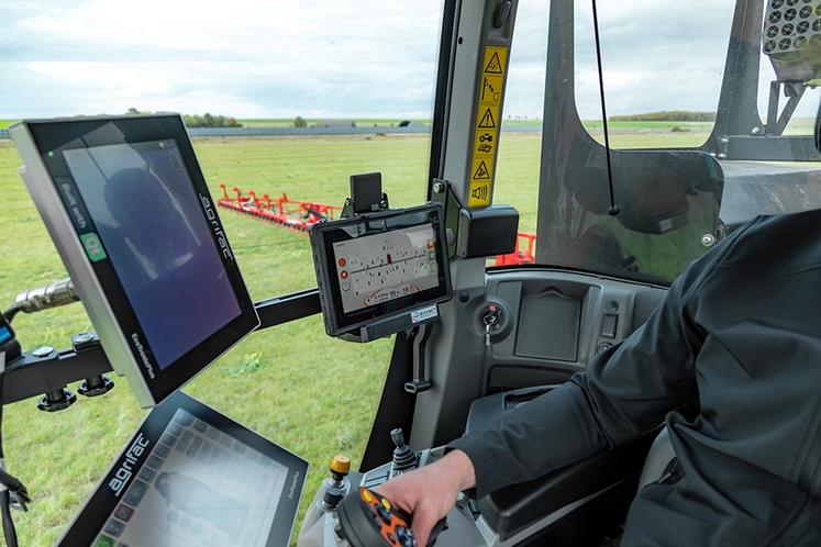 En cabine, la console reçoit instantanément une information lui indiquant  de pulvériser ou non.