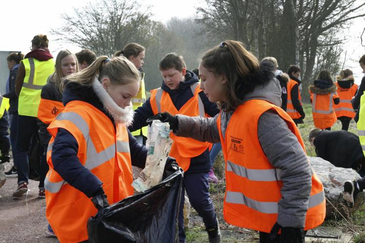 En 2022, à l’occasion du cinquième anniversaire de l’opération, 58 000 citoyens  se sont donnés rendez-vous dans l’un des 1 400 points de ramassage.