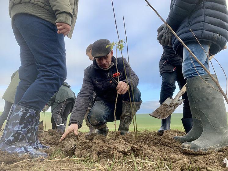 Charles Leignel : «Les enfants, c’est l’avenir. Il est important qu’ils comprennent notre métier d’agriculteur, particulièrement d’éleveur.» 