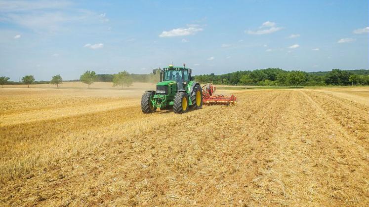 semis de couverts après moisson