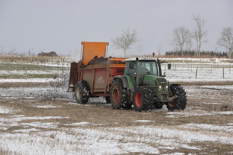 Au cours des mois de janvier et de février derniers, plusieurs agriculteurs ont été verbalisés pour avoir réalisé  des épandages de produits organiques dans leurs parcelles. 
