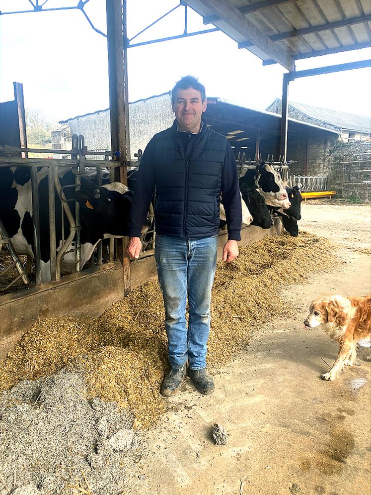 Dans un secteur géographique où la filière laitière est en net recul, poursuivre  la production laitière après le départ de son frère a demandé une certaine forme d’obstination de la part de Luc Gras. 