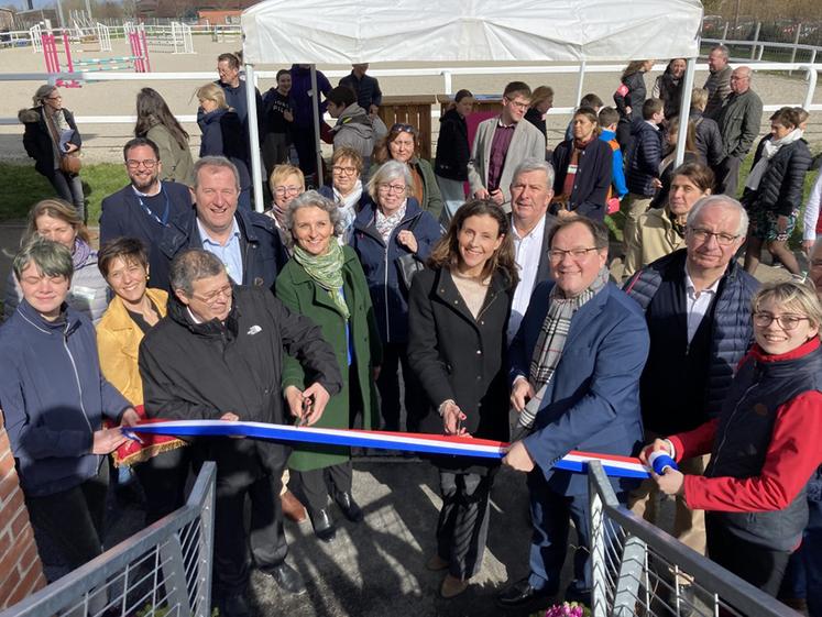 Inaugurée lors des portes ouvertes de l'Institut de Genech samedi 18 mars, la Maison du cheval permet de réunir sur un même site enseignements pratiques et théoriques. 
